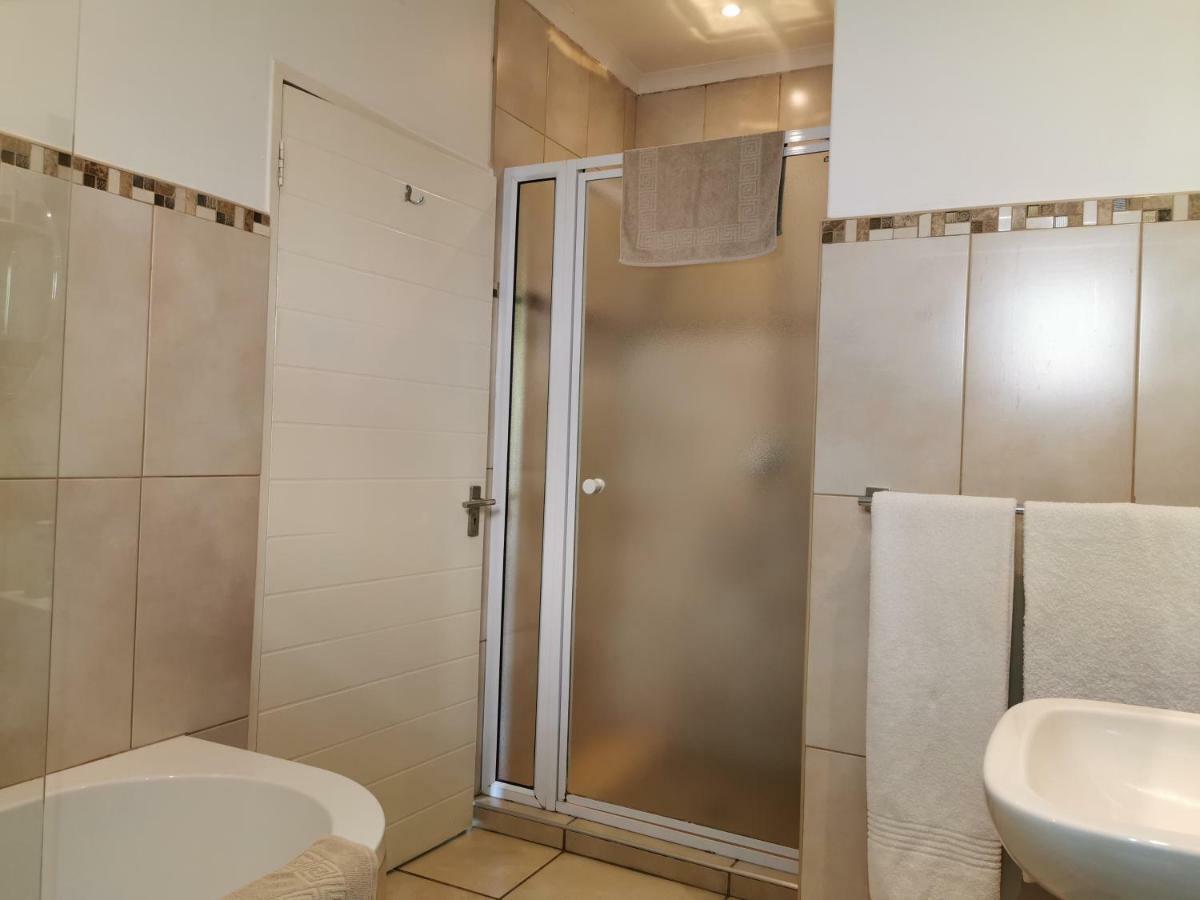Guest House Mamma Mia Mbombela Ngoại thất bức ảnh