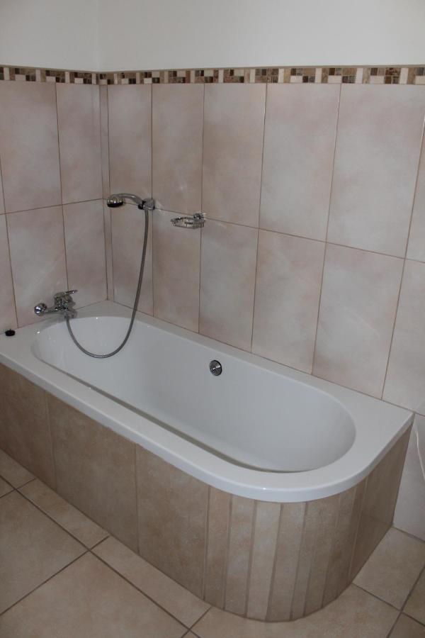 Guest House Mamma Mia Mbombela Ngoại thất bức ảnh